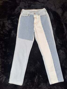 PacSun Patchwork Two-Tone Light Wash Mom Jeans Size 24